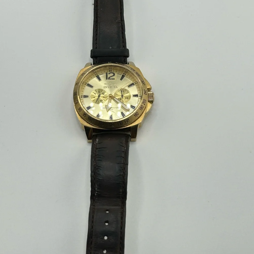 Invicta Model 43660-004  Gold Plated with Leather Band #511
